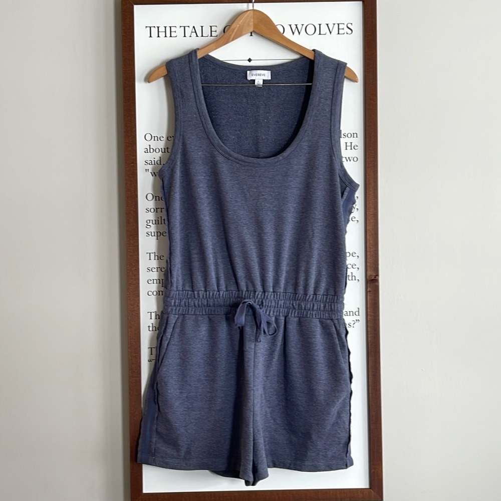 Evereve Periwinkle Blue Tatum Shorts Jumpsuit Romper Size L